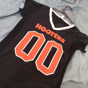 Hooters “jersey”